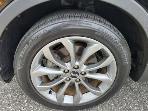 Used 2019 Lincoln MKC Select w/ Select Plus Package image 17