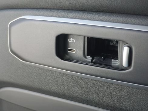 New 2027 BMW X7 xDrive40i AWD/4WD image 16