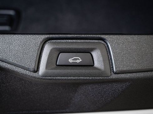 New 2026 BMW X5 M Competition w/ Executive Package image 23