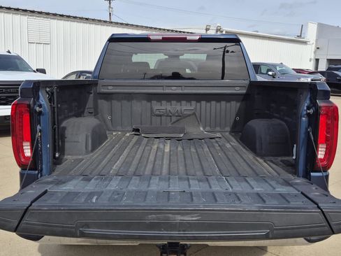 Certified 2022 GMC Sierra 1500 SLT w/ SLT Convenience Package image 10