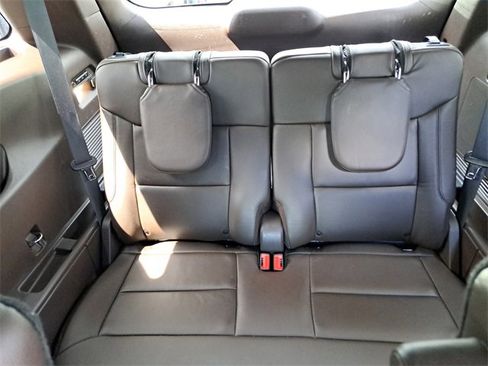 Used 2022 Ford Explorer King Ranch w/ Technology Package image 17