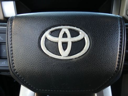 Used 2025 Toyota Tundra Limited image 64