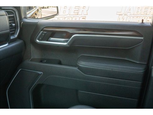 Used 2025 GMC Sierra 1500 SLT AWD/4WD image 20