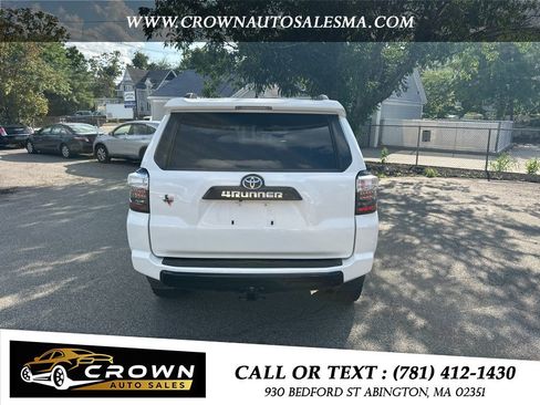 Used 2015 Toyota 4Runner TRD Pro AWD/4WD image 6