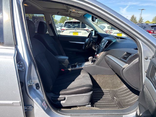 Used 2014 Subaru Outback 2.5i Premium w/ Moonroof Package AWD/4WD image 9
