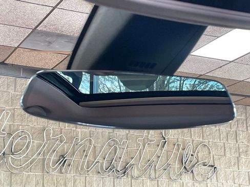 Used 2019 Cadillac XT5 Luxury image 35