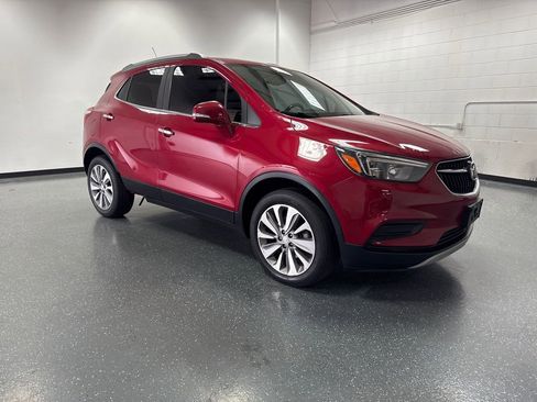 Used 2019 Buick Encore Preferred image 2