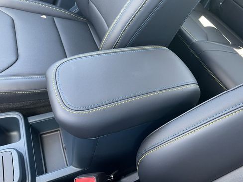 New 2025 Ford Maverick Lobo image 48