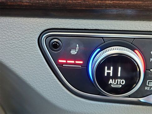 Certified 2024 Audi Q5 2.0T Premium Plus image 22