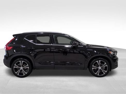 Used 2021 Volvo XC40 T5 Inscription image 2