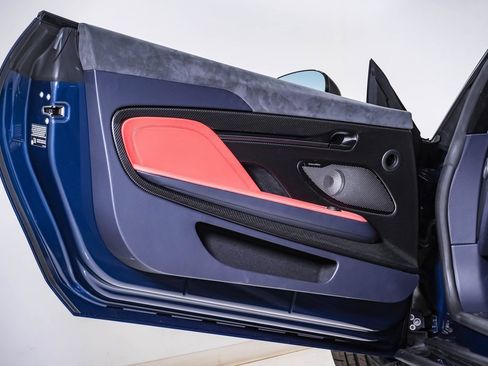 New 2025 Aston Martin Vanquish image 31