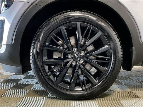 Used 2022 Kia Telluride SX image 8