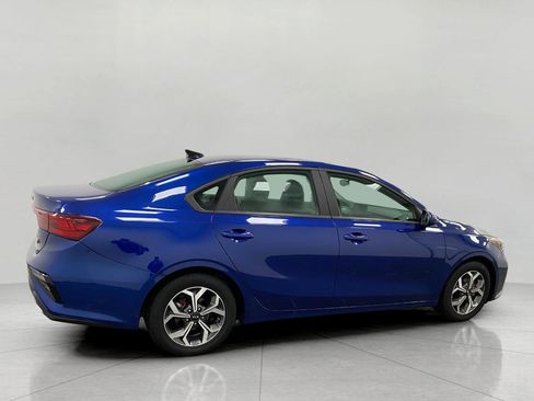Used 2021 Kia Forte LXS image 2