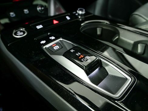 Certified 2025 Audi Q6 e-tron Prestige w/ Black Warm Weather Package AWD/4WD image 18