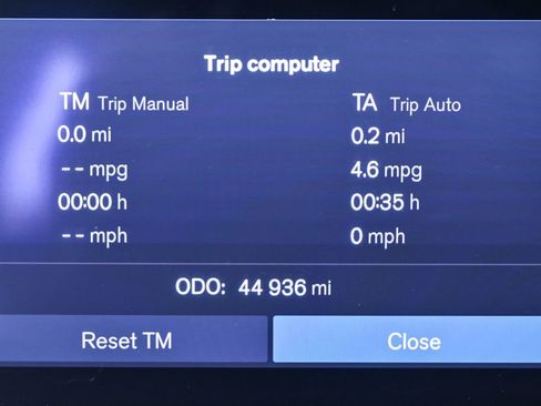 Used 2023 Volvo XC90 B6 Plus w/ Protection Package image 13