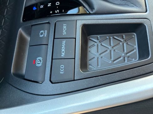 New 2025 Toyota RAV4 XLE image 40