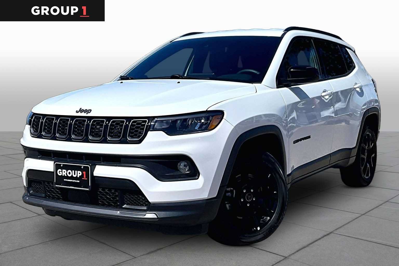 Used 2025 Jeep Compass Latitude w/ Altitude Special Edition AWD/4WD image 1