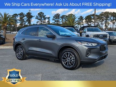 Certified 2025 Ford Escape SE