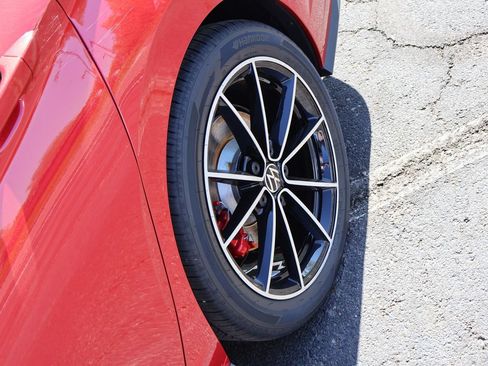 New 2026 Volkswagen Jetta GLI Autobahn FWD image 37