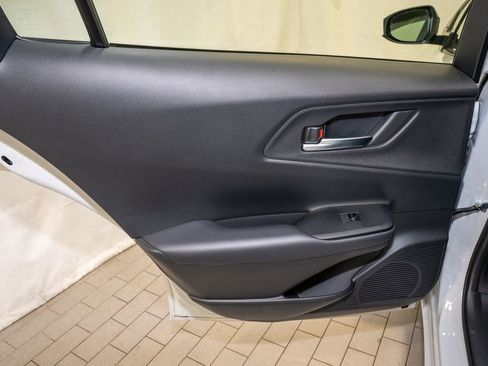 Certified 2025 Toyota Prius XSE image 9