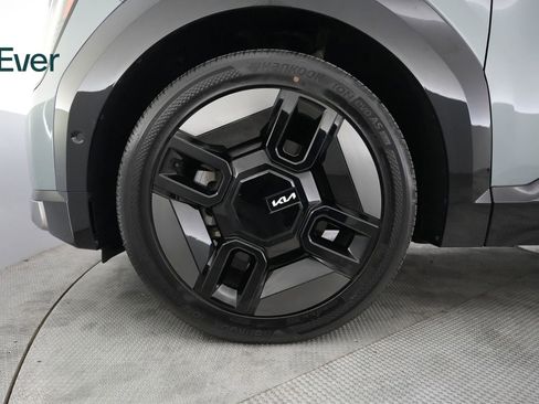 Used 2024 Kia EV9 GT-Line AWD/4WD image 19