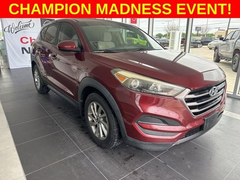 Used 2016 Hyundai Tucson SE image 3