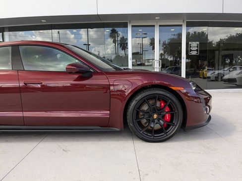 Used 2022 Porsche Taycan GTS AWD/4WD image 6