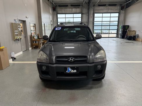 Used 2008 Hyundai Tucson SE FWD image 3