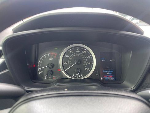 Used 2022 Toyota Corolla LE w/ LE Convenience Package image 12