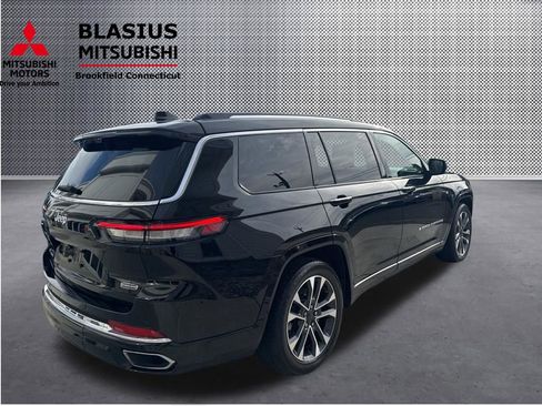 Used 2023 Jeep Grand Cherokee L Overland w/ Luxury Tech Group IV AWD/4WD image 13