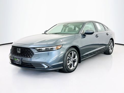 Used 2023 Honda Accord EX image 3