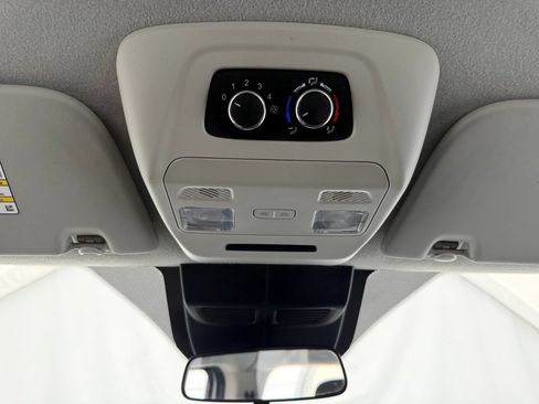 Used 2024 Ford Transit 350 XLT RWD image 32