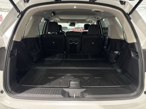 New 2026 Honda Pilot Touring image 14