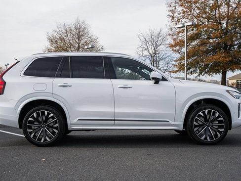 New 2026 Volvo XC90 B6 Ultra image 3