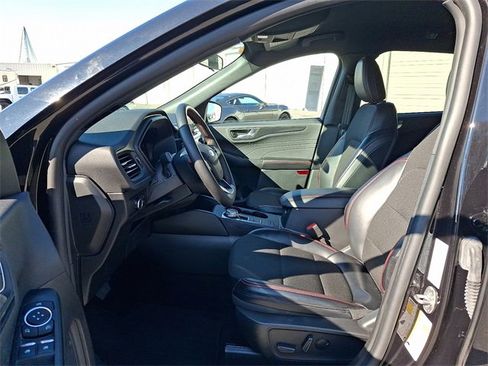Used 2025 Ford Escape ST-Line image 13