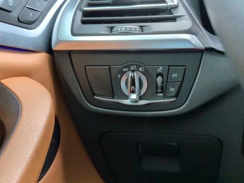 Used 2023 BMW X3 sDrive30i w/ Premium Package RWD image 24
