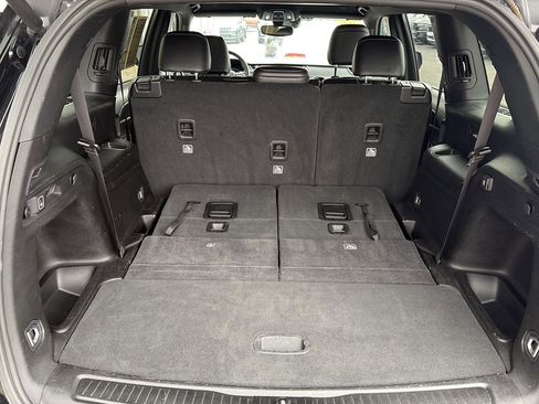 Used 2024 Jeep Grand Cherokee L Laredo image 42