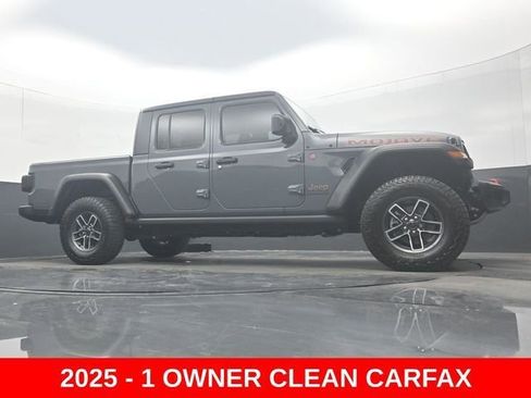 Used 2025 Jeep Gladiator Mojave w/ Convenience Group image 27