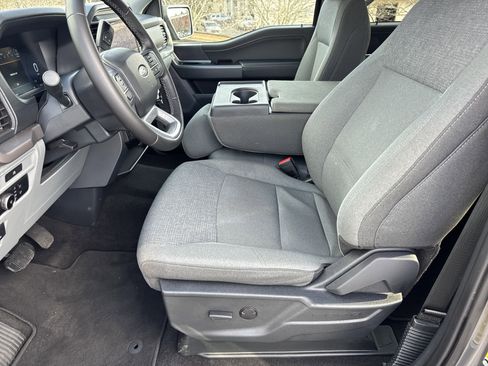 Used 2025 Ford F150 XLT w/ Equipment Group 301A Standard image 9