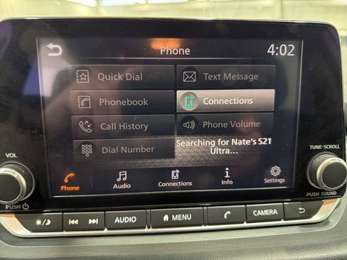 Used 2023 Nissan Rogue SV image 17