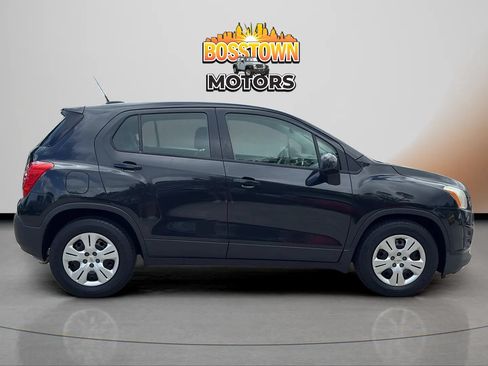 Used 2016 Chevrolet Trax LS FWD image 9