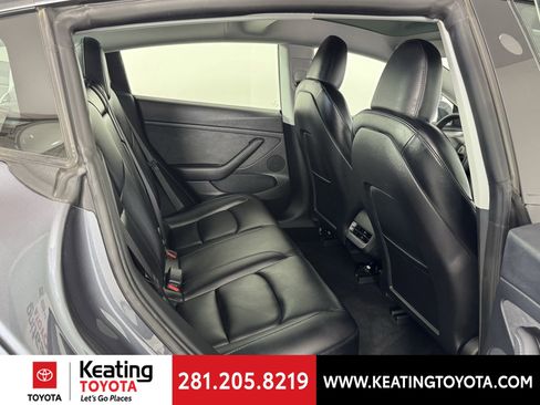 Used 2023 Tesla Model 3 Standard Range image 15