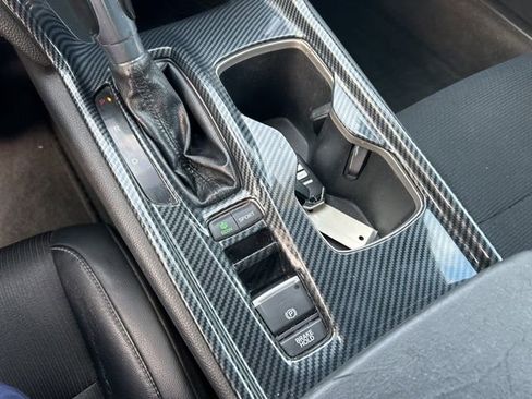 Used 2018 Honda Accord Sport image 23