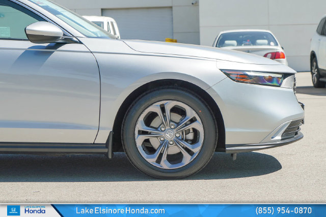 Used 2023 Honda Accord EX image 7
