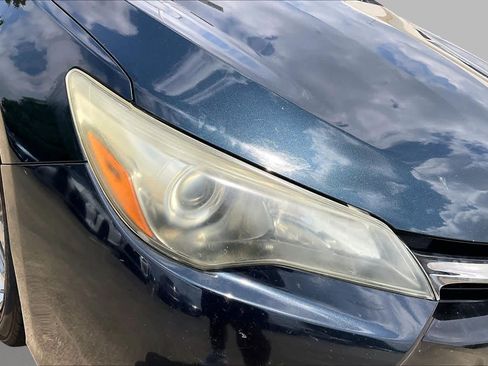 Used 2017 Toyota Camry SE FWD image 26