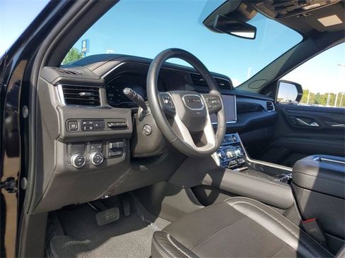 Certified 2024 GMC Yukon XL Denali w/ Max Trailering Package image 10
