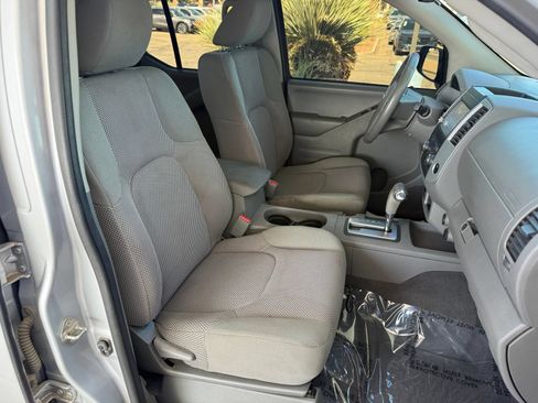 Used 2019 Nissan Frontier SV RWD image 30