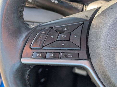 Used 2022 Nissan Sentra SV image 18