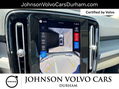 Certified 2026 Volvo XC40 B5 Plus AWD/4WD image 26