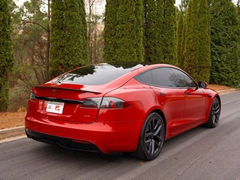Used 2021 Tesla Model S Plaid image 10